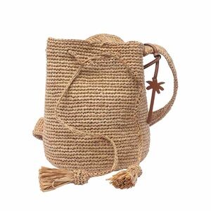 MANEBI Beach Raffia Bucket Bag In Natural